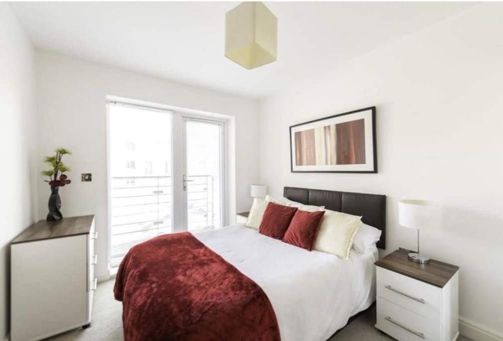 City Centre 2 Bed Apartment Chester Esterno foto